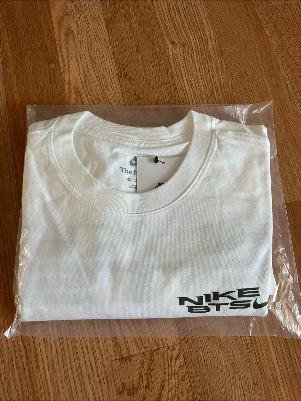 Nike BTS Collaboration Men’s Shirt White Size XS NEW